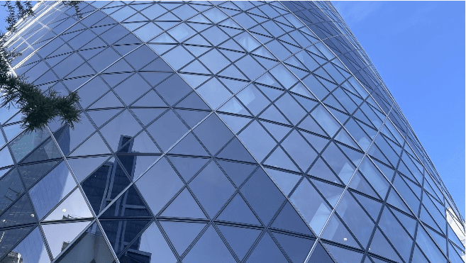 Master PRINCE2: Project Management Essentials